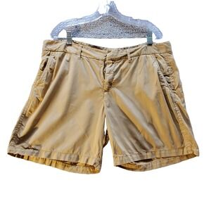 Sundance Shorts Women's 14 Beige Khaki Straight Flat Front Chino Slash Pockets